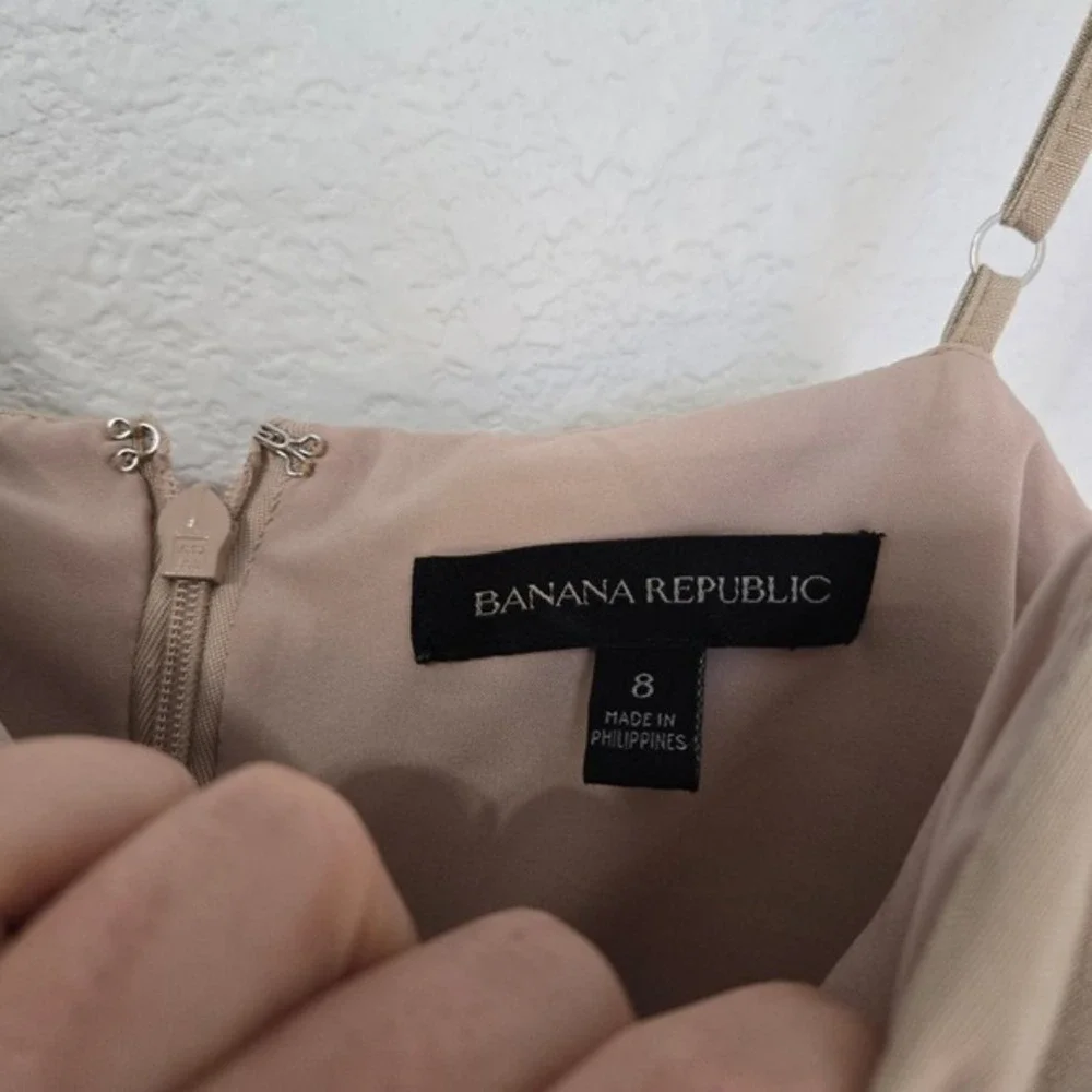 Banana Republic Tan Beige Wide‎ Leg Jumpsuit Square Neck Spaghetti Strap Size 8